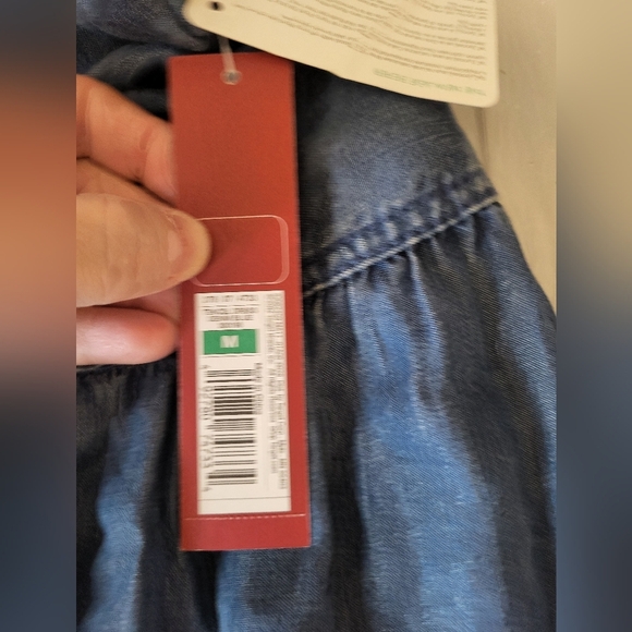 NEW  Merona Women's Blue Denim Dress, Size Medium (waist 30) - Picture 5 of 5